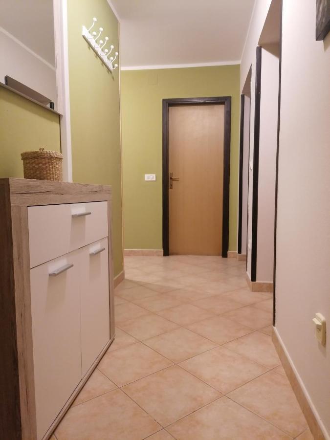 Apartment Oliva Pula Luaran gambar